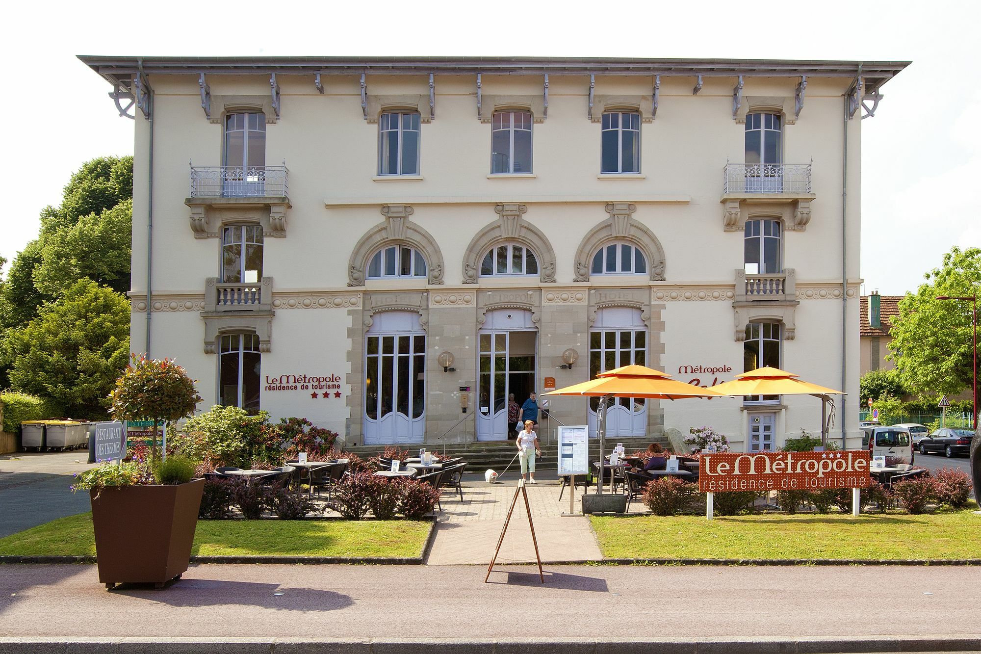 Garden & City Luxeuil Ex Le Metropole Et Les Thermes Exterior photo